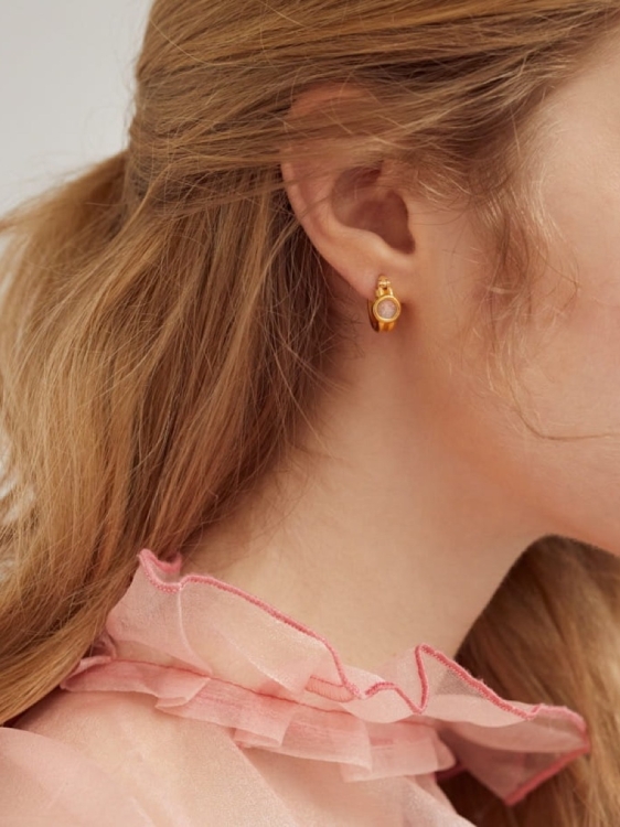 Złote kolczyki kółka z kryształem górskim z polskich gór