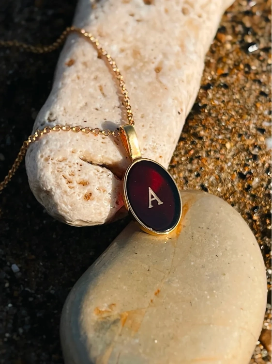 Zawieszka z literą A